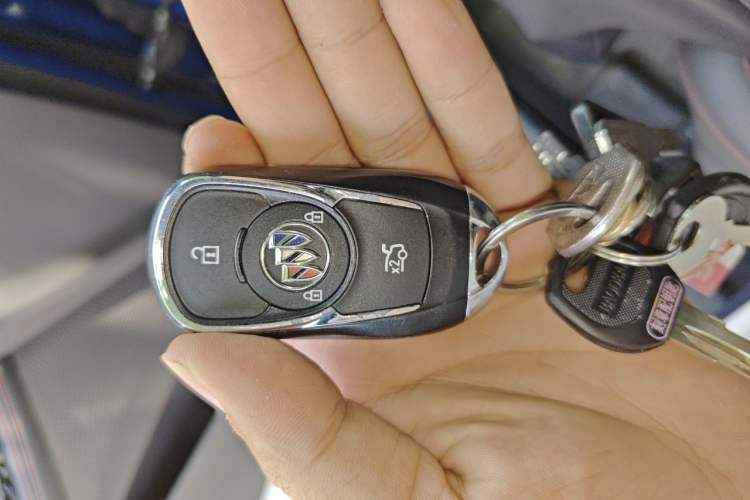 Used Buick Verano 2022 Pro GS Wind-Chasing Edition Vehicle Key