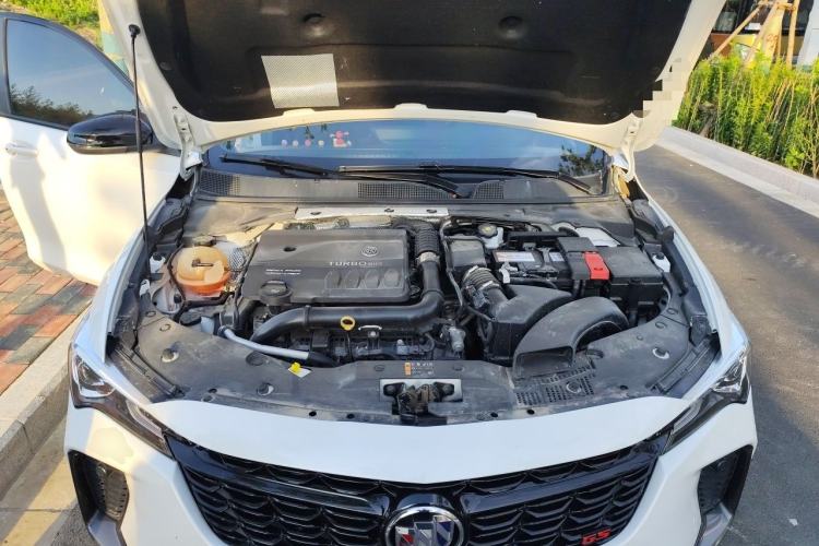 Used Buick Verano 2022 Pro GS Wind-Chasing Edition Engine Bay
