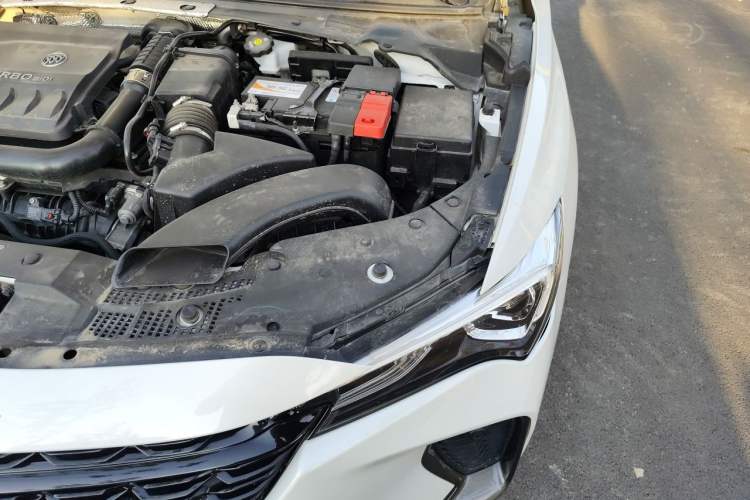 Used Buick Verano 2022 Pro GS Wind-Chasing Edition Engine Bay Left