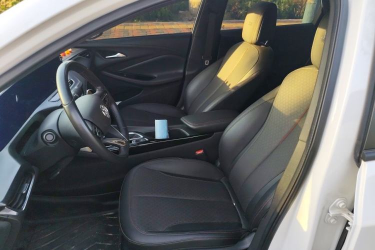Used Buick Verano 2022 Pro GS Wind-Chasing Edition Left Front Seat
