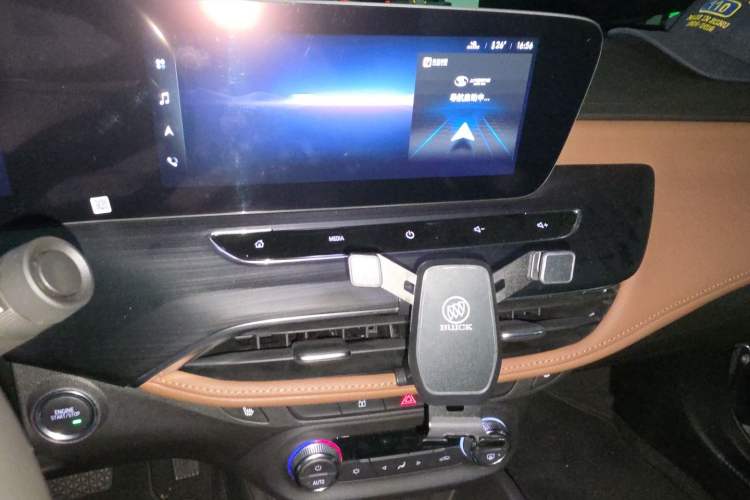 Used Buick Verano 2022 Pro 533T Fun Edition Audio And AC Panel