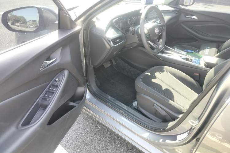 Used Buick Verano 2022 Pro 532T Le Xing Edition Driver Seat