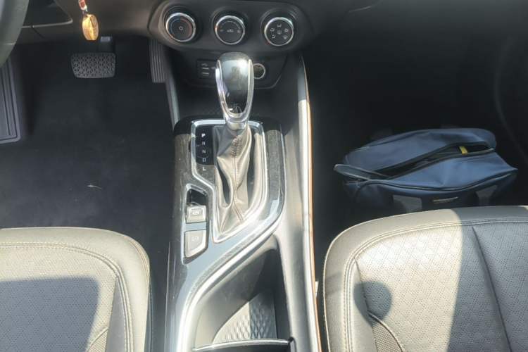 Used Buick Verano 2022 Pro 533T Enjoyment Edition Gear Lever