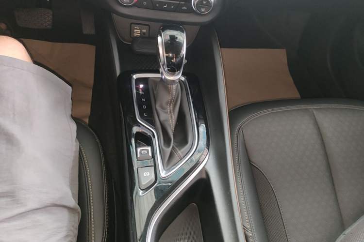 Used Buick Verano 2022 Pro 533T Fun Edition Gear Lever