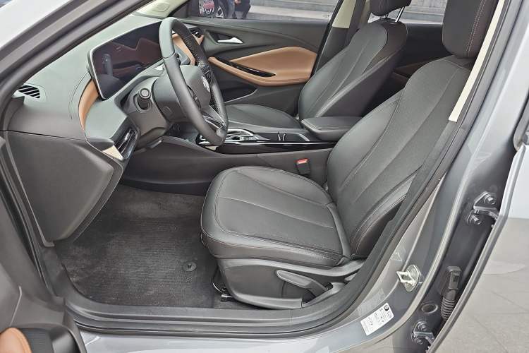 Used Buick Verano 2022 Pro 533T Fun Edition Left Front Seat