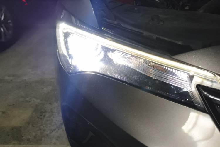 Used Buick Verano 2022 Pro 533T Enjoyment Edition Right Front Headlight