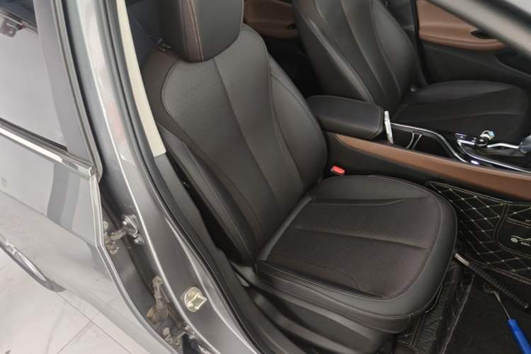 Used Buick Verano 2022 Pro 533T Enjoyment Edition Right Front Seat