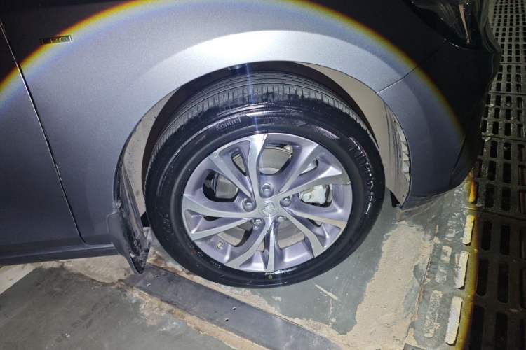 Used Buick Verano 2022 Pro 533T Enjoyment Edition Right Front Wheel Hub
