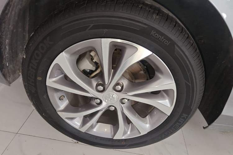 Used Buick Verano 2022 Pro 533T Enjoyment Edition Right Rear Wheel Hub