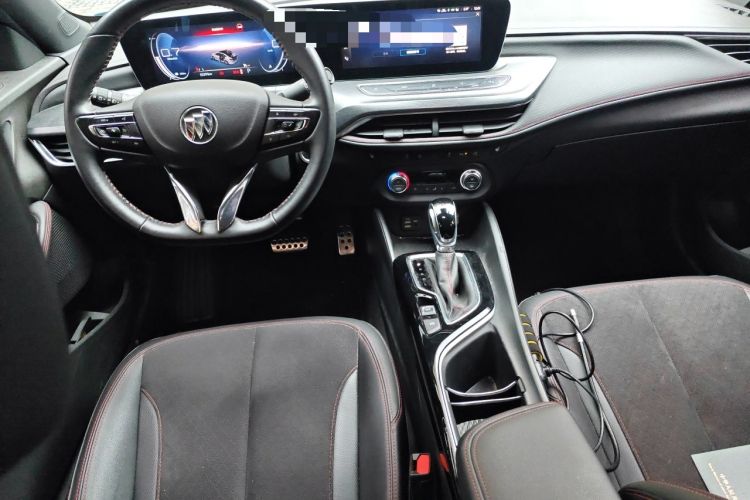 Used Buick Verano 2022 Pro GS Gale Edition Center Console