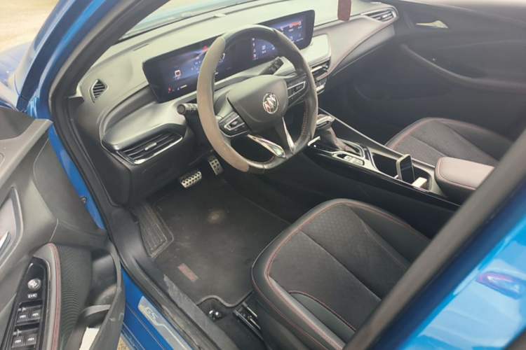 Used Buick Verano 2022 Pro GS Gale Edition Driver Seat