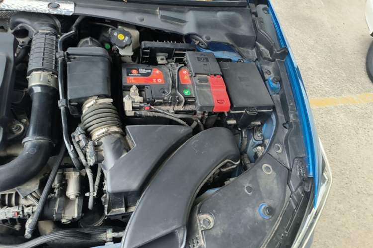 Used Buick Verano 2022 Pro GS Gale Edition Engine Bay Left