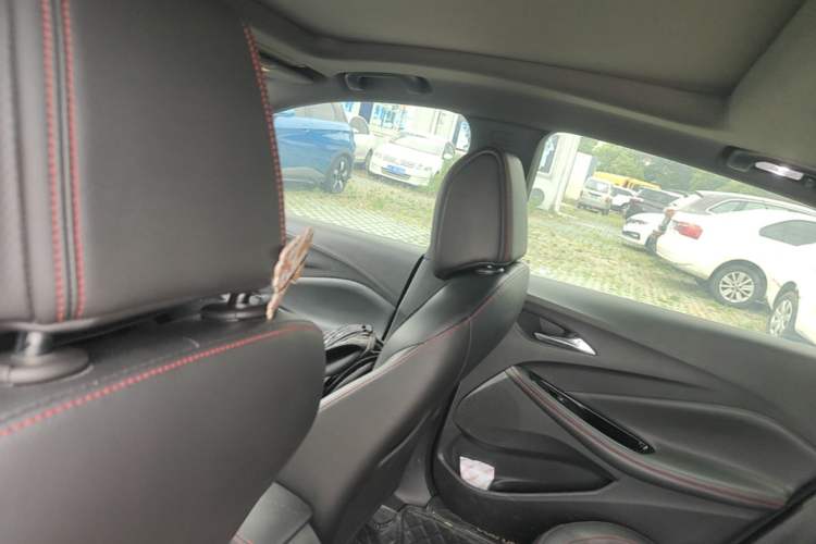 Used Buick Verano 2022 Pro GS Gale Edition Headliner