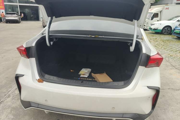 Used Buick Verano 2022 Pro GS Gale Edition Trunk