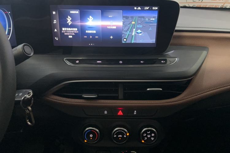 Used Buick Verano 2022 Pro 533T Enjoyment Edition Audio And AC Panel