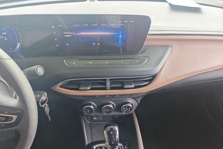Used Buick Verano 2022 Pro 533T Enjoyment Edition Audio And AC Panel