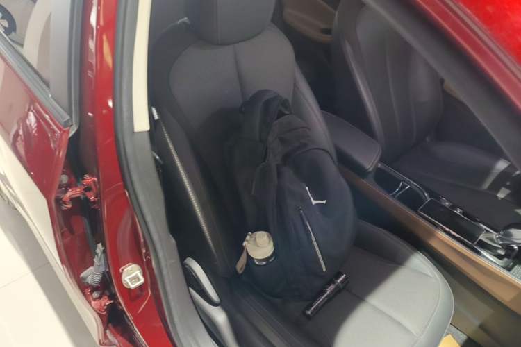Used Buick Verano 2022 Pro 533T Enjoyment Edition Right Front Seat