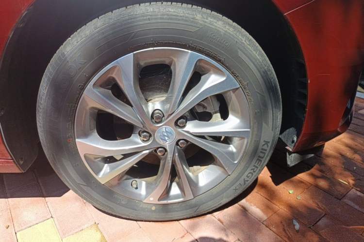 Used Buick Verano 2022 Pro 533T Enjoyment Edition Right Front Wheel Hub