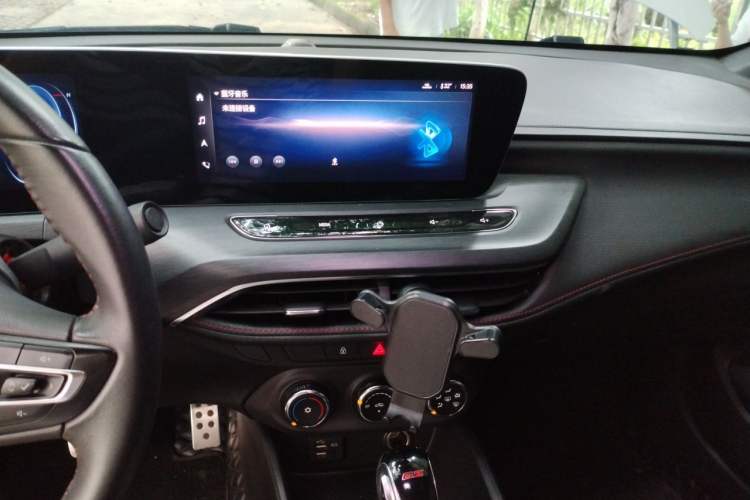 Used Buick Verano 2022 Pro GS Wind-Chasing Edition Audio And AC Panel