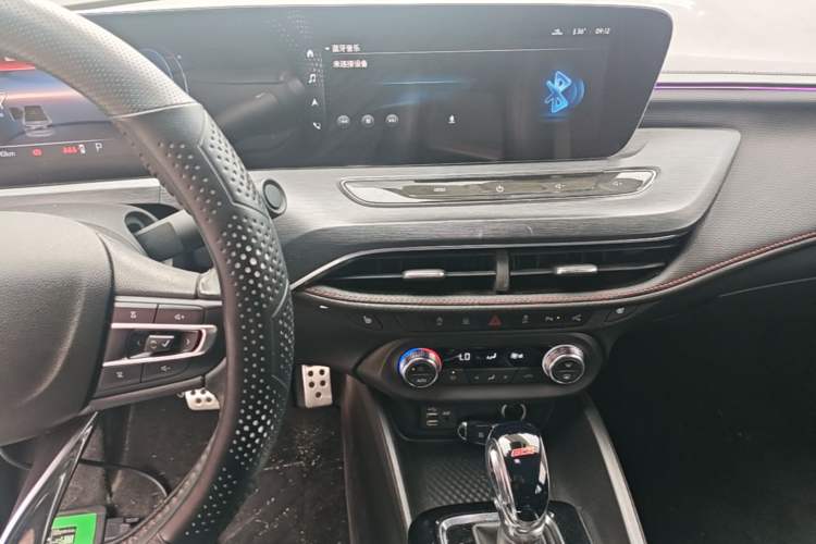 Used Buick Verano 2022 Pro GS Gale Edition Audio And AC Panel