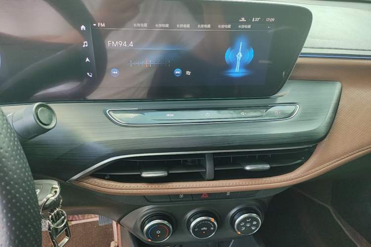 Used Buick Verano 2022 Pro 533T Enjoyment Edition Audio And AC Panel
