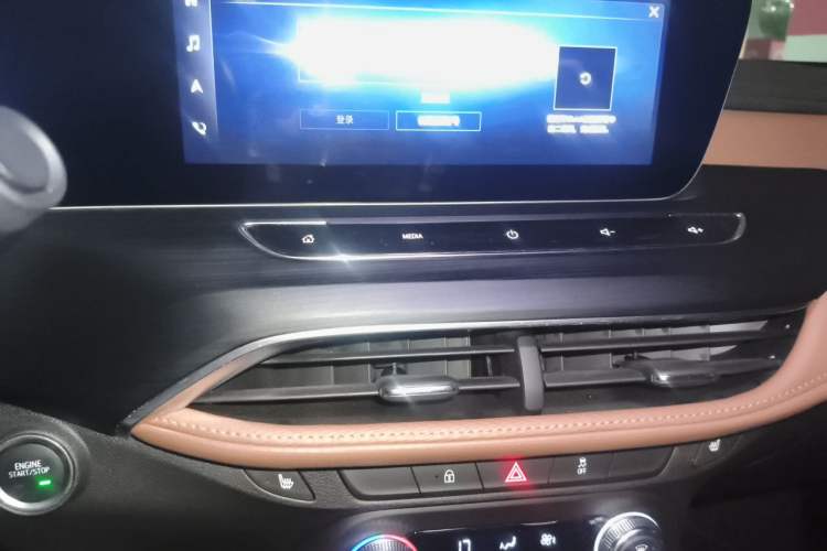 Used Buick Verano 2022 Pro 533T Fun Edition Audio And AC Panel