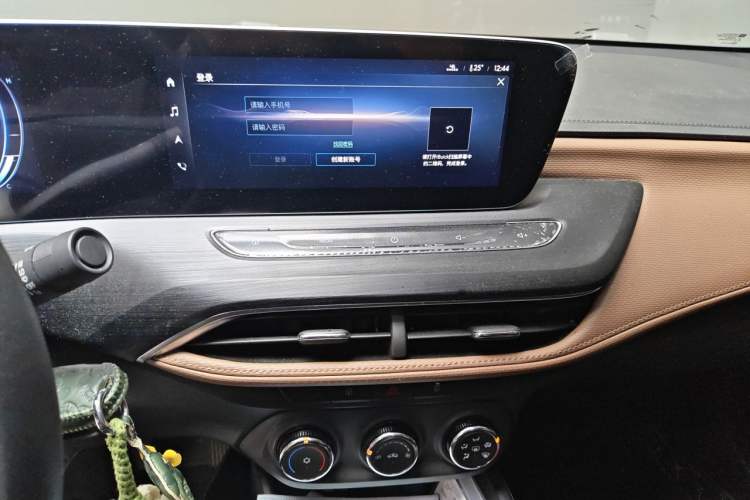 Used Buick Verano 2022 Pro 533T Enjoyment Edition Audio And AC Panel
