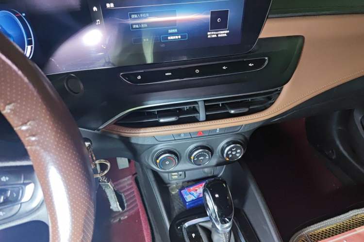 Used Buick Verano 2022 Pro 533T Enjoyment Edition Audio And AC Panel