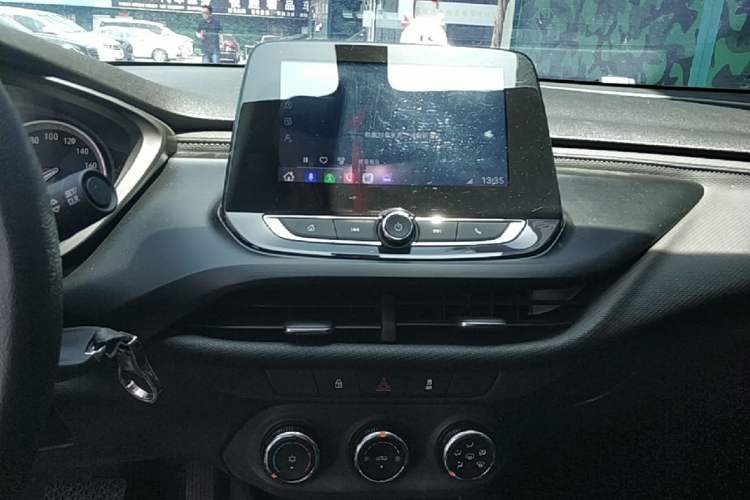 Used Buick Verano 2022 Pro 532T Le Xing Edition Audio And AC Panel