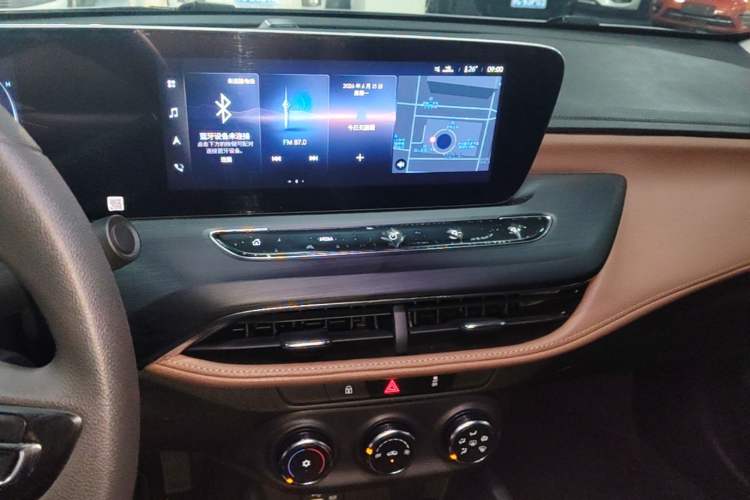 Used Buick Verano 2022 Pro 533T Enjoyment Edition Audio And AC Panel