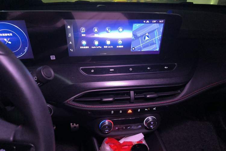 Used Buick Verano 2022 Pro GS Gale Edition Audio And AC Panel