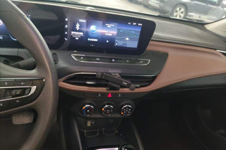 Used Buick Verano 2022 Pro 533T Enjoyment Edition Audio And AC Panel