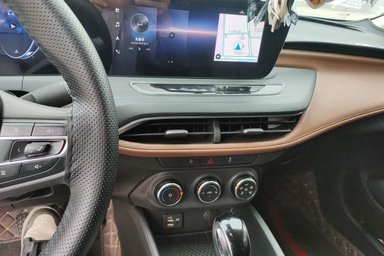 Used Buick Verano 2022 Pro 533T Enjoyment Edition Audio And AC Panel