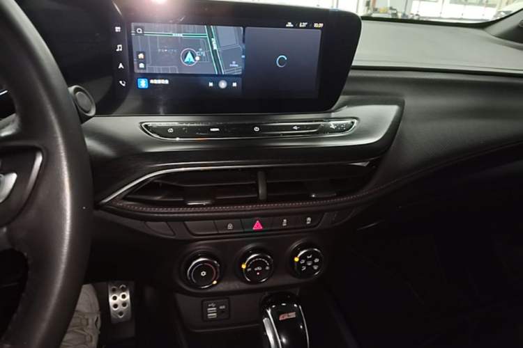 Used Buick Verano 2022 Pro GS Wind-Chasing Edition Audio And AC Panel