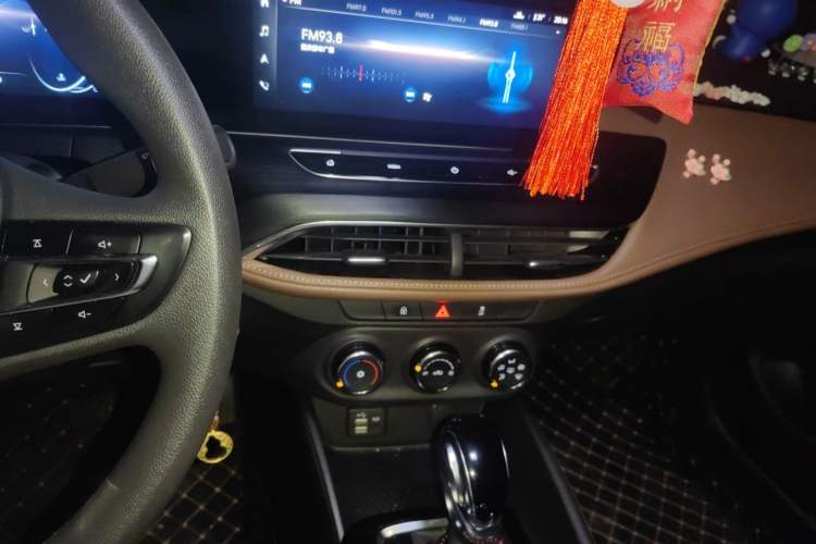 Used Buick Verano 2022 Pro 533T Enjoyment Edition Audio And AC Panel