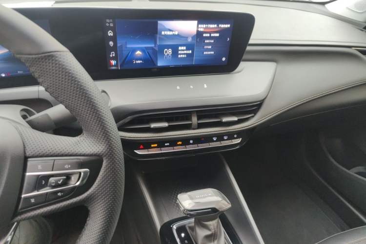 Used Buick Verano 2022 Pro 533T Enjoyment Edition Audio And AC Panel