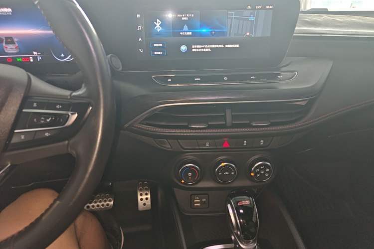 Used Buick Verano 2022 Pro GS Wind-Chasing Edition Audio And AC Panel