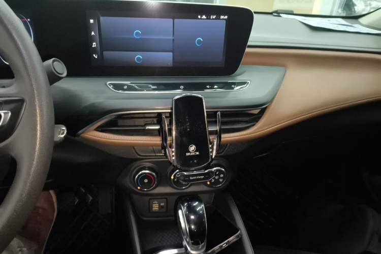 Used Buick Verano 2022 Pro 533T Enjoyment Edition Audio And AC Panel
