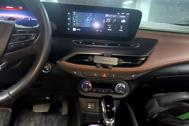 Used Buick Verano 2022 Pro 533T Fun Edition Audio And AC Panel