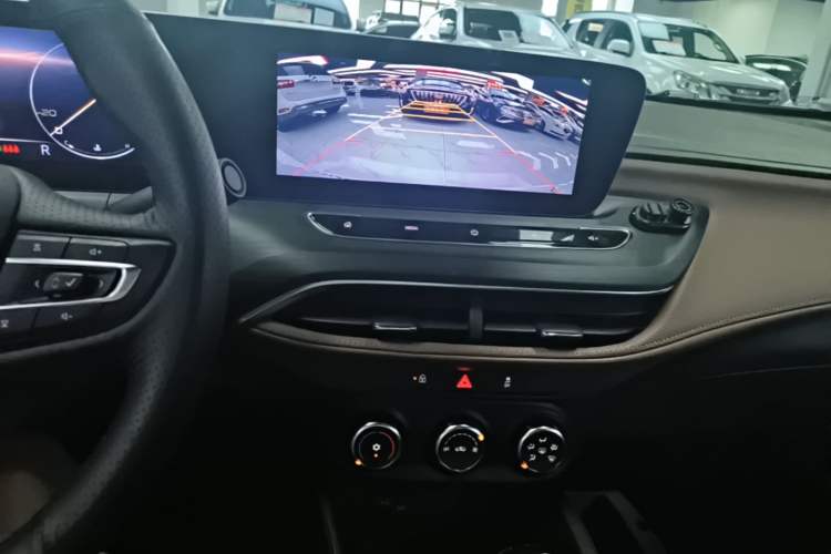 Used Buick Verano 2022 Pro 533T Enjoyment Edition Audio And AC Panel