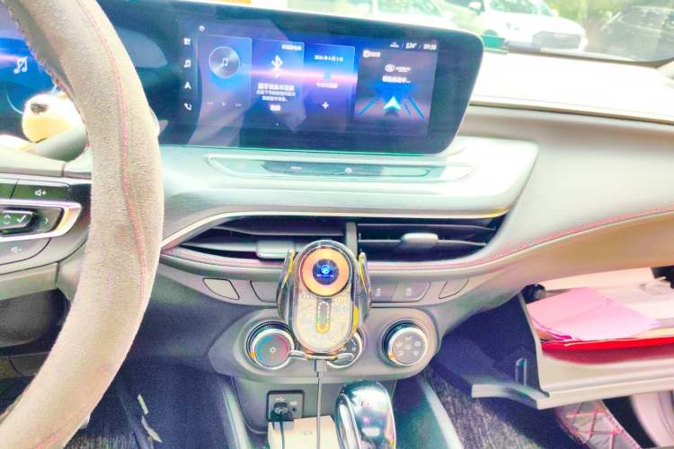 Used Buick Verano 2022 Pro GS Wind-Chasing Edition Audio And AC Panel