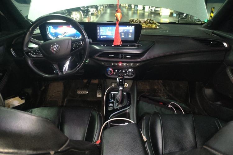 Used Buick Verano 2022 Pro GS Gale Edition Center Console