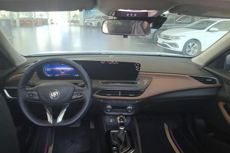 Used Buick Verano 2022 Pro 533T Fun Edition Center Console