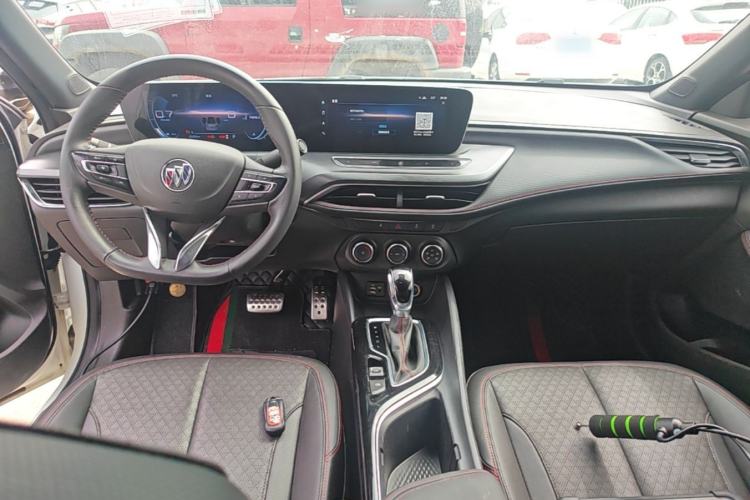 Used Buick Verano 2022 Pro GS Wind-Chasing Edition Center Console