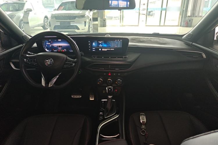 Used Buick Verano 2022 Pro GS Wind-Chasing Edition Center Console