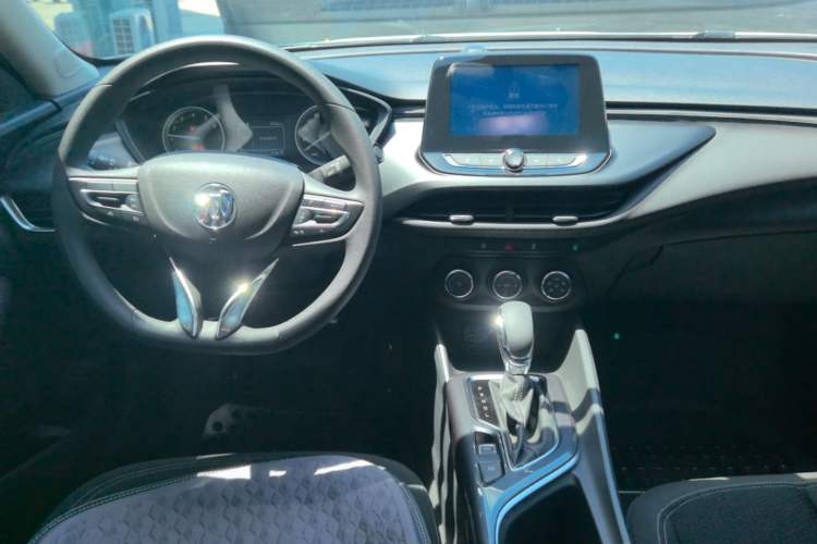 Used Buick Verano 2022 Pro 532T Le Xing Edition Center Console
