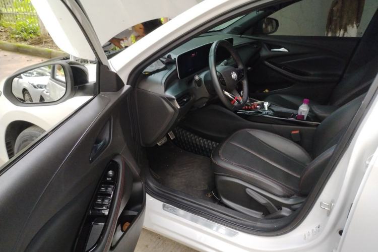 Used Buick Verano 2022 Pro GS Wind-Chasing Edition Driver Seat