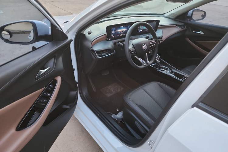 Used Buick Verano 2022 Pro 533T Enjoyment Edition Driver Seat
