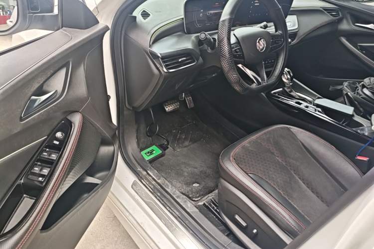 Used Buick Verano 2022 Pro GS Gale Edition Driver Seat