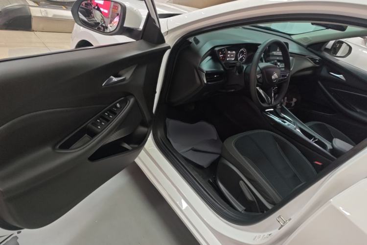 Used Buick Verano 2022 Pro 532T Le Xing Edition Driver Seat